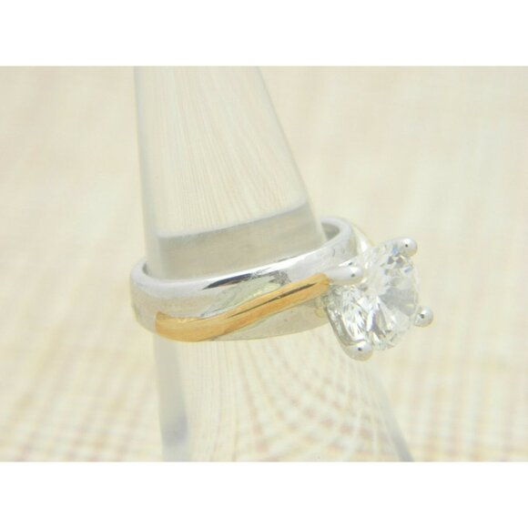 RSC Clear Goshenite Solitaire Silver Gold Tone Ring Size 5.25 - Picture 3 of 8